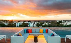 Hotel Aloft Playa del Carmen con day pass