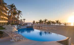 Hotel GR Solaris Lighthouse Los Cabos con day pass