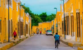 Hotel Tour Privado Izamal Pueblo Mágico con day pass
