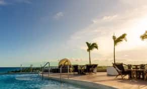 Hotel Mvngata Beach Hotel con day pass