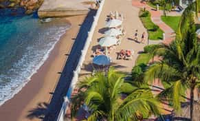 Hotel Plaza Pelicanos Grand Beach Resort con day pass