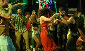 Hotel Congo Bar Cancun con day pass