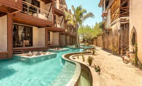 Hotel AWA Hotel Boutique con day pass