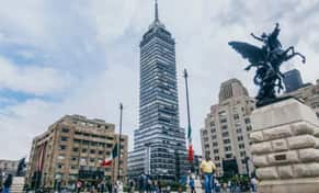 Hotel Tour de Mercados Locales y Comida Exótica con day pass