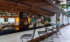 Hotel Hyatt Centric Beach House con day pass