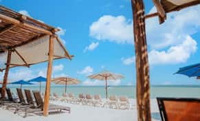 Hotel Kokomo Hotel & Club de Playa con day pass
