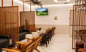 Hotel Mera VIP Lounges Terminal 3 con day pass