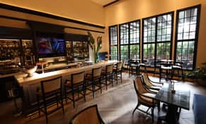 Hotel Bristol Panama, a Registry Collection Hotel con day pass