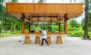 Hotel SALA Phuket Mai Khao Beach Resort con day pass