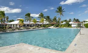 Hotel zzzViva Fortuna Beach by Wyndham con day pass