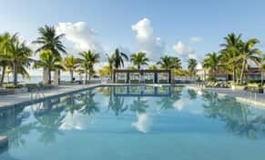 Hotel zzzViva Fortuna Beach by Wyndham con day pass