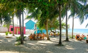 Hotel zzzThe Pink Mango con day pass