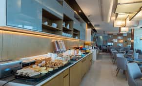 Hotel zzzAC Hotel by Marriott Santa Marta con day pass