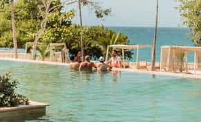 Hotel zzzMakani Luxury Wanderlust con day pass