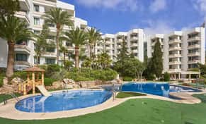 Hotel zzzGlobales Apartamentos Nova con day pass