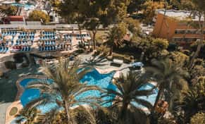 Hotel zzzGlobales Apartamentos Nova con day pass