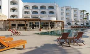 Hotel zzzCaramelo Marina Cala'n Bosch con day pass