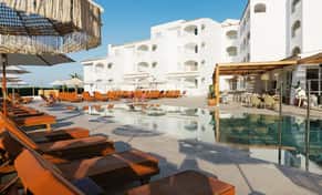 Hotel zzzCaramelo Marina Cala'n Bosch con day pass
