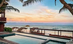 Hotel zzzAmansala Eco-Chic Resort & Spa con day pass