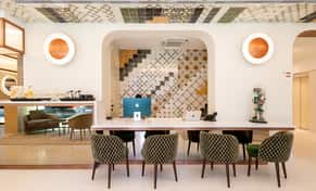 Hotel zzzLuster Hotel con day pass