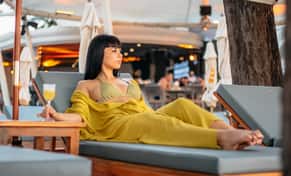 Hotel zzzNORA Beach Club con day pass