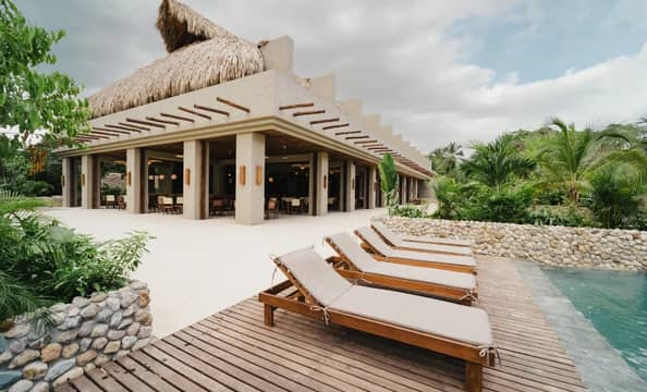 Hotel NAIO Hotel y Villas con day pass