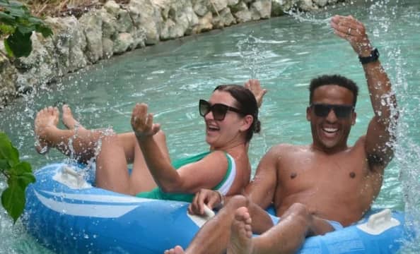 Hotel Tour Splash of Emotions con day pass