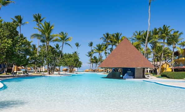 Hotel Caribe Deluxe Princess con day pass