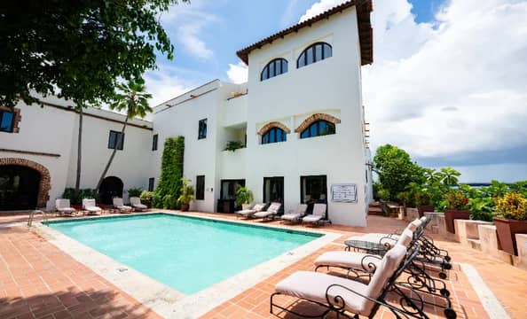 Hotel Hodelpa Nicolás de Ovando con day pass