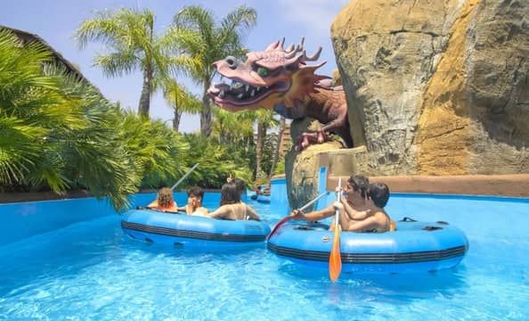 Hotel Magic Fantasy con day pass