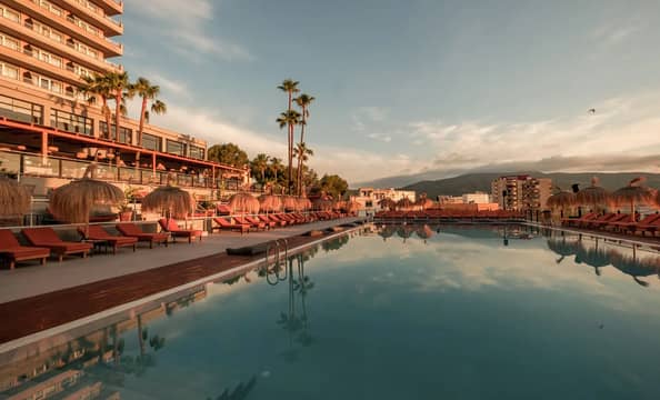 Hotel Caramelo Cálvia Beach con day pass