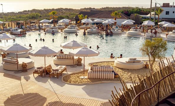 Hotel Valhalla Gastro Beach Club con day pass