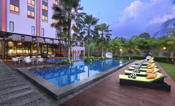 Hotel Harper Purwakarta con day pass