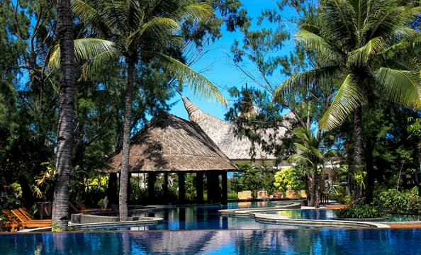 Hotel Aston Sunset Beach Resort con day pass