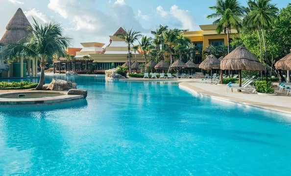 Hotel Iberostar Selection Paraíso Maya Suites con day pass