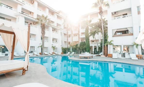 Hotel Bahia Hotel & Beach House con day pass