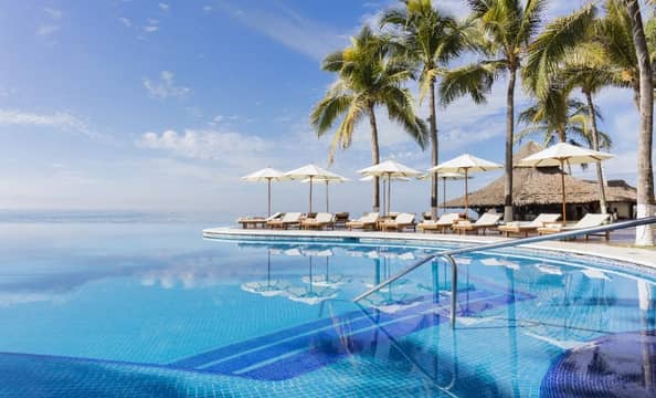 Hotel Krystal Grand Nuevo Vallarta con day pass