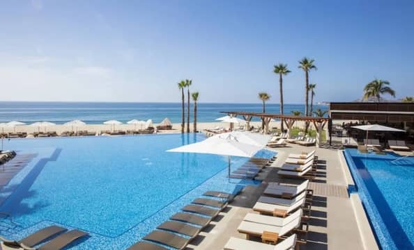 Hotel Krystal Grand Los Cabos con day pass
