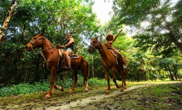 Hotel Extreme Horse Adventure con day pass