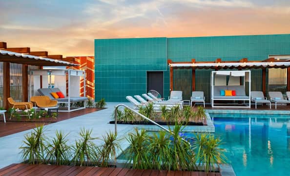 Hotel Aloft Playa del Carmen con day pass