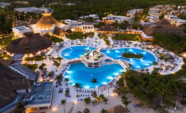 Hotel Bahia Principe Grand Tulum con day pass