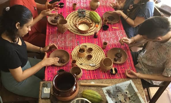 Hotel Manos al cacao: Taller de chocolatería mexicana con day pass