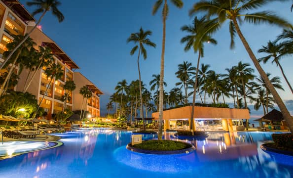 Hotel Club Regina Puerto Vallarta con day pass