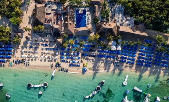 Hotel Beach Break Cozumel at San Francisco Beach Club con day pass