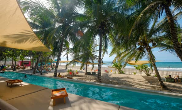 Hotel zzzThe Pink Mango con day pass