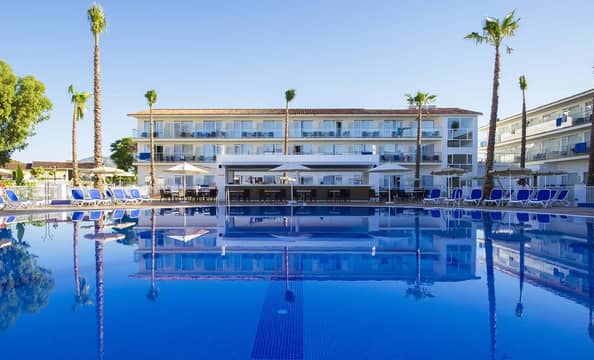 Hotel zzzGlobales Playa Estepona con day pass