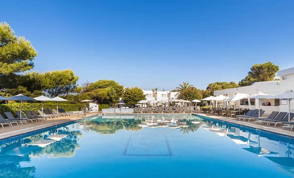 Hotel zzzGlobales Lord Nelson con day pass