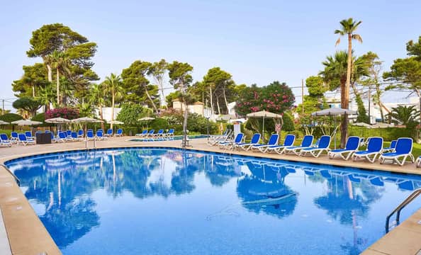Hotel zzzGlobales Cala Blanca con day pass