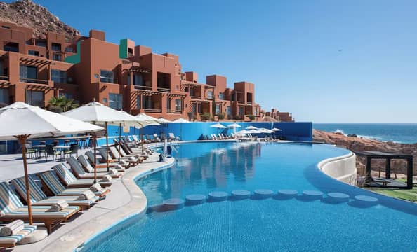 Hotel zzzClub Regina Los Cabos con day pass