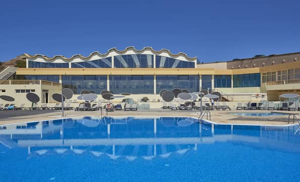 Hotel zzzHotel Golf Mar con day pass